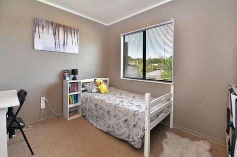 Photo of property in 31 Puriri Street, Helensville, 0800