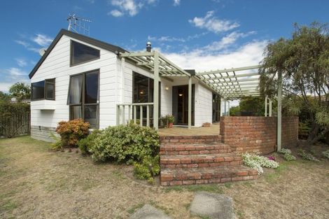 Photo of property in 76 Simpson Road, Papamoa Beach, Papamoa, 3118