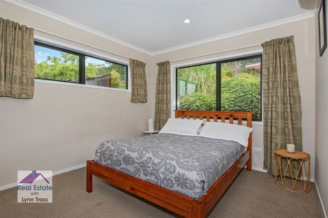 Photo of property in 14 Tieke Place, Horahora, Whangarei, 0110