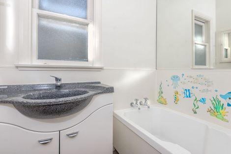 Photo of property in 27 Chesterton Street, Johnsonville, Wellington, 6037