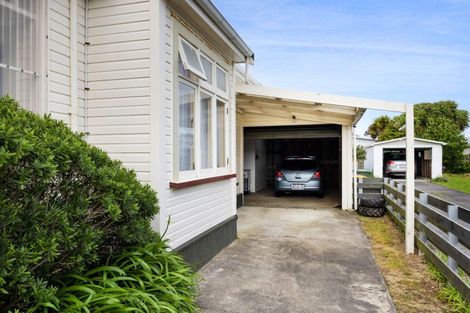 Photo of property in 10 Morrissey Street, Hawera, 4610