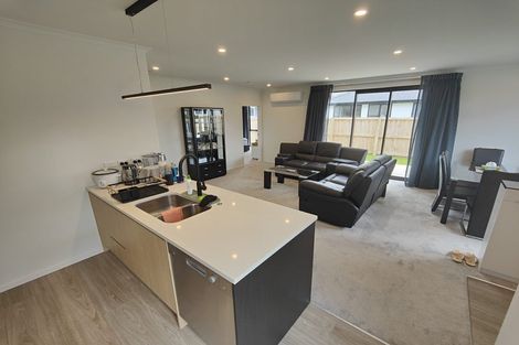 Photo of property in 17u3 Bolmuir Road, Forest Lake, Hamilton, 3200