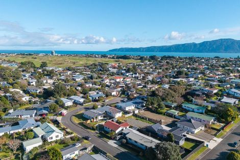 Photo of property in 76b Donovan Road, Paraparaumu Beach, Paraparaumu, 5032