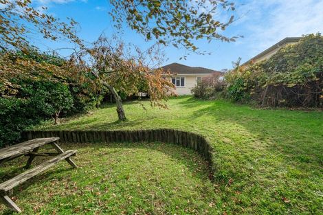 Photo of property in 88 Glen Road, Raumati South, Paraparaumu, 5032