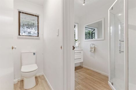 Photo of property in 2/14 Priestley Drive, Bucklands Beach, Auckland, 2014