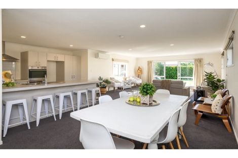 Photo of property in 32 Edgeware Road, St Albans, Christchurch, 8014