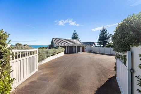 Photo of property in 379c Pukearuhe Road, Waiiti, Urenui, 4377