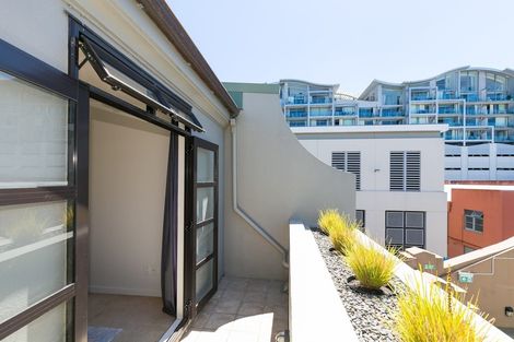 Photo of property in Mendoza Terraces, 9 Ebor Street, Te Aro, Wellington, 6011