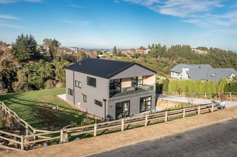 Photo of property in 22 Macleod Avenue, Halfway Bush, Dunedin, 9010