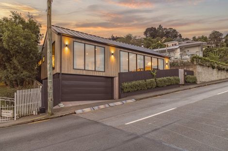 Photo of property in 4 Godley Quay, Lyttelton, 8082