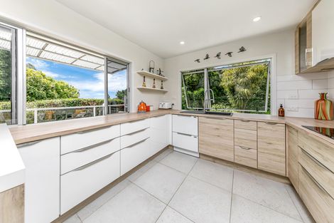 Photo of property in 92 Awanui Rise, Papakura, 2582