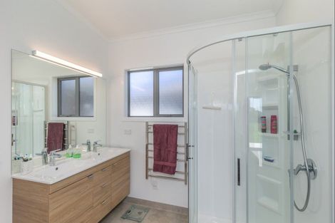 Photo of property in 116 Gladstone Road, Levin, 5571