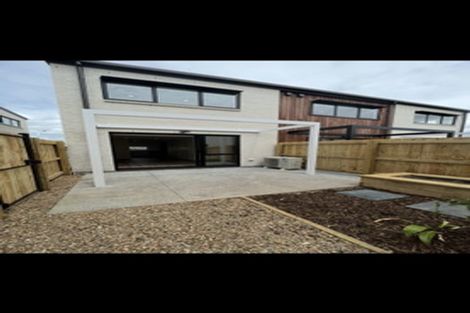 Photo of property in 11a Welby Place, Mangere, Auckland, 2022