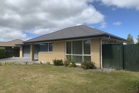 Photo of property in 19 Mounter Avenue, Northwood, Christchurch, 8051