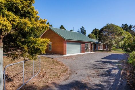 Photo of property in 55 Fitzherbert East Road, Aokautere, Palmerston North, 4471
