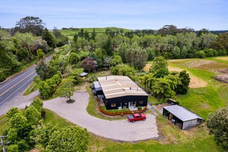 Photo of property in 1082 Junction Road, Egmont Village, Inglewood, 4386