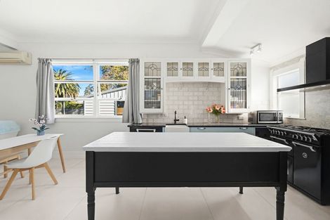 Photo of property in 1200 Caroline Road, Mayfair, Hastings, 4122