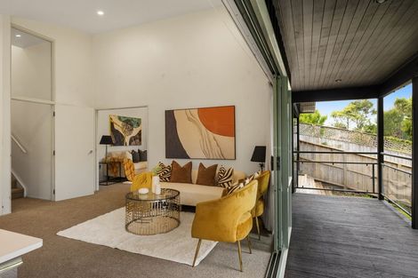 Photo of property in 3/27b Balmain Road, Birkenhead, Auckland, 0626