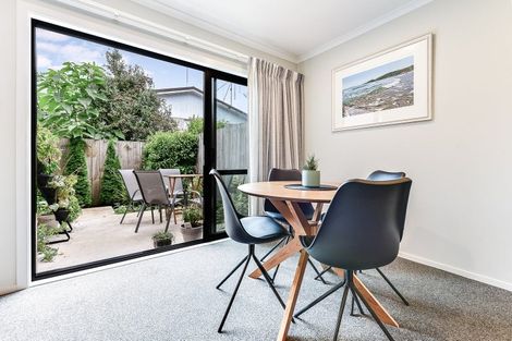 Photo of property in 19u2 Albert Street, Hamilton East, Hamilton, 3216