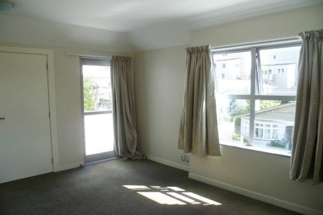 Photo of property in 3 Papawai Terrace, Mount Cook, Wellington, 6021