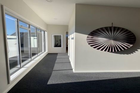 Photo of property in 148 Holly Road, St Albans, Christchurch, 8014