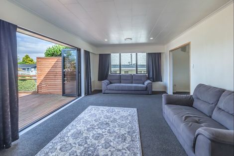 Photo of property in 75 Kennedy Drive, Levin, 5510