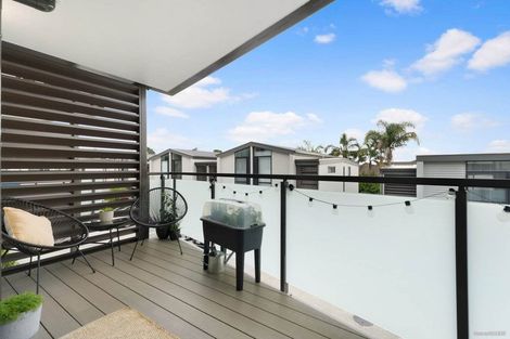 Photo of property in 10/4161 Great North Road, Glen Eden, Auckland, 0602