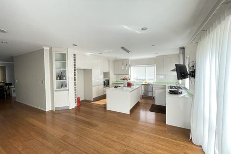 Photo of property in 26 Ayr Road, Pakuranga, Auckland, 2010