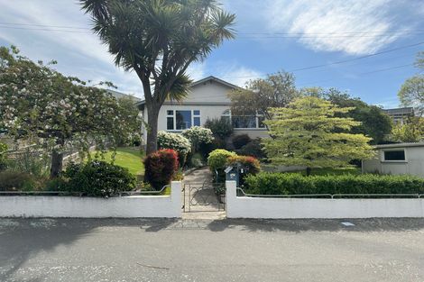 Photo of property in 28 Wharfe Street, South Hill, Oamaru, 9400