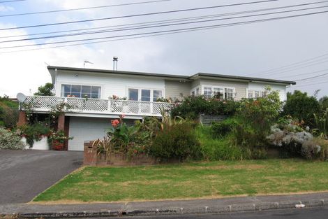 Photo of property in 1/24 Mizpah Road, Torbay, Auckland, 0630