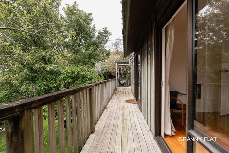 Photo of property in 137 Hinemoa Street, Birkenhead, Auckland, 0626