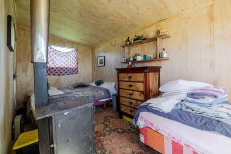 Photo of property in 180 Pukemiku Road, Mangamutu, Pahiatua, 4983