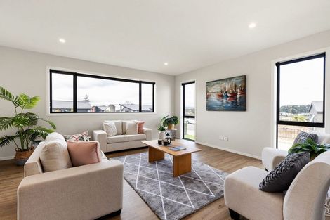 Photo of property in 2 Te Ia Terrace, Cambridge, 3434