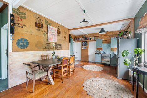 Photo of property in 49 Faraday Street, Hospital Hill, Napier, 4110