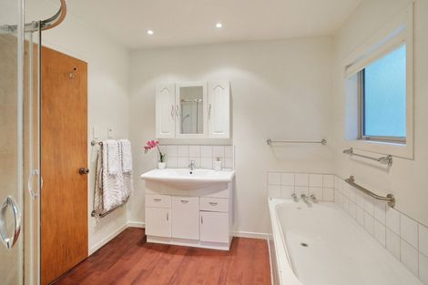 Photo of property in 10a Kaputone Place, Belfast, Christchurch, 8051