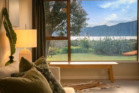 Photo of property in 23 Manly Street, Paraparaumu Beach, Paraparaumu, 5032