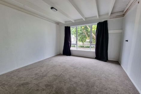 Photo of property in 420 Old Te Atatu Road, Te Atatu Peninsula, Auckland, 0610