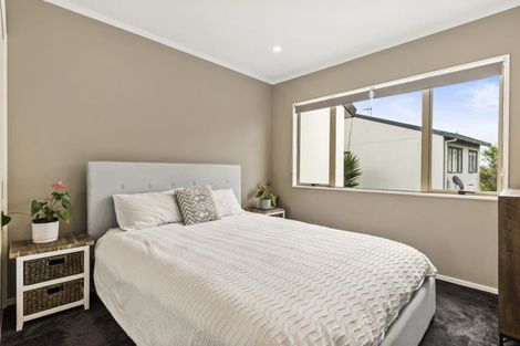 Photo of property in 63 Pooks Road, Ranui, Auckland, 0612