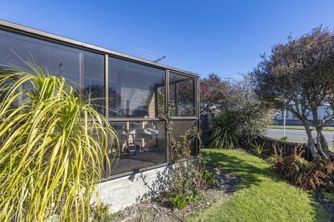Photo of property in 2 Bayswater Crescent, Bromley, Christchurch, 8062