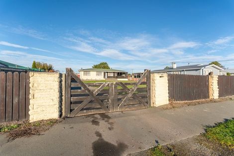 Photo of property in 27 Queen Street, Parkside, Timaru, 7910