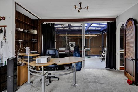 Photo of property in 19 Tybalt Street, Stratford, 4332