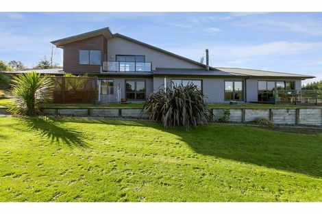 Photo of property in 864 Whangamata Road, Kinloch, Taupo, 3377