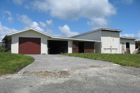 Photo of property in 23 Pioneer Lane, Kumeu, 0891