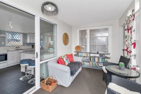 Photo of property in 32 Chamberlain Avenue, Amberley, 7481