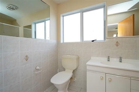 Photo of property in 1 Moana Avenue, Bayswater, Auckland, 0622