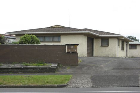 Photo of property in 35 Harris Street, Pukekohe, 2120