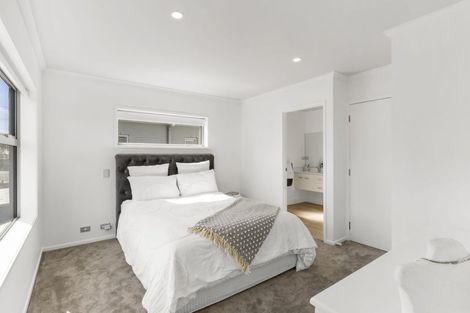 Photo of property in 118 Maire Road, Orewa, 0931