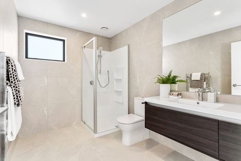 Photo of property in 24 Symes Drive, Red Beach, 0932