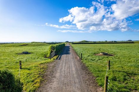 Photo of property in 306 Pungarehu Road, Pungarehu, 4685