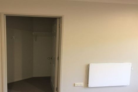 Photo of property in 22 Starlight Cove, Hobsonville, Auckland, 0618